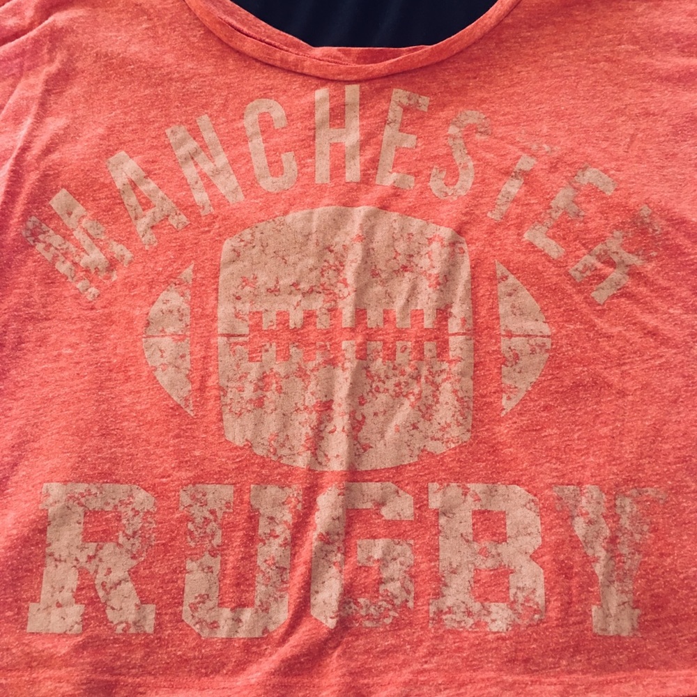 Crop top - Picture 2 of 3